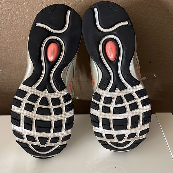 Women’s Air Max 97 Essential 'White Melon mint Volt' size 6.5 - Picture 6 of 7